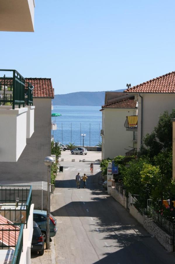 Apartments By The Sea Podgora, Makarska - 2787 エクステリア 写真